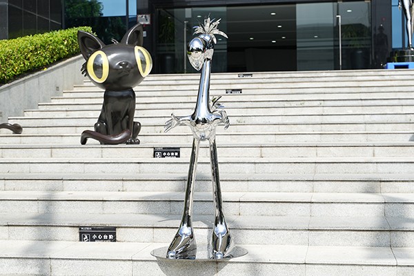 Stainless Steel Cartoon Bird Sculpture – Custom Mirror Polished Outdoor Metal Art for Public Spaces